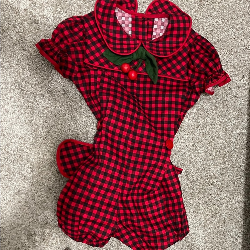 Girls sz 4 Christmas checkered romper